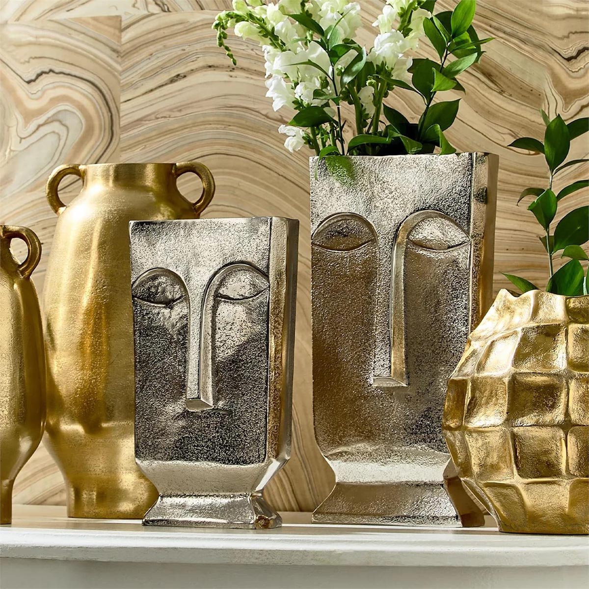 Gilde Dekorační váza Golden Head, malá - váza na malé kvietky, váza na malé kytičky, váza na lúčne kvietky, váza na fialky, váza na snežienky, váza na kvety, sklenená váza, sklenené vázy, biela vaza, krištáľové vázy, krištáľová váza, váza s kvetmi, krištálové vázy